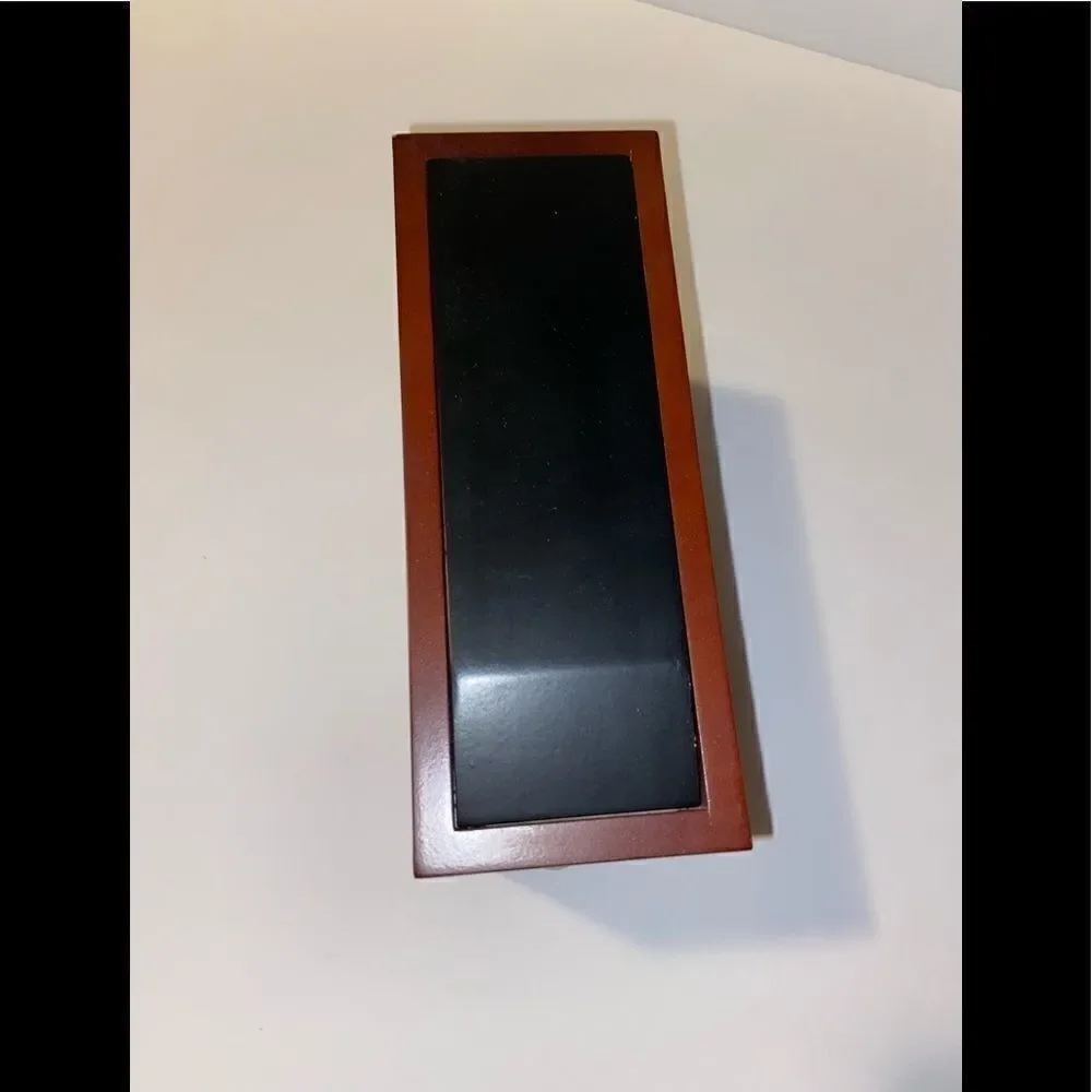 Vintage Art mall of America Vintage Wooden collectible Keepsake box‎